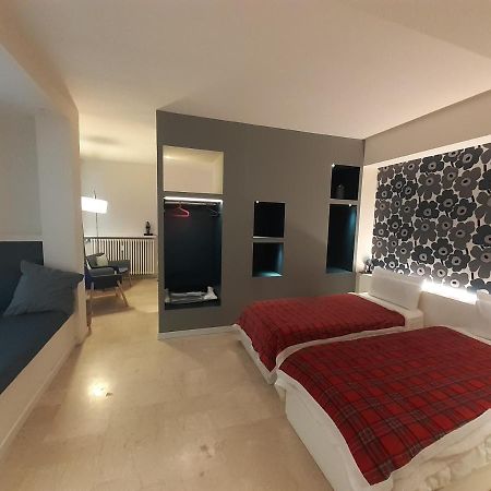 Baretti House- Parcheggio Riservato Per Un Soggiorno Perfetto トリノ エクステリア 写真